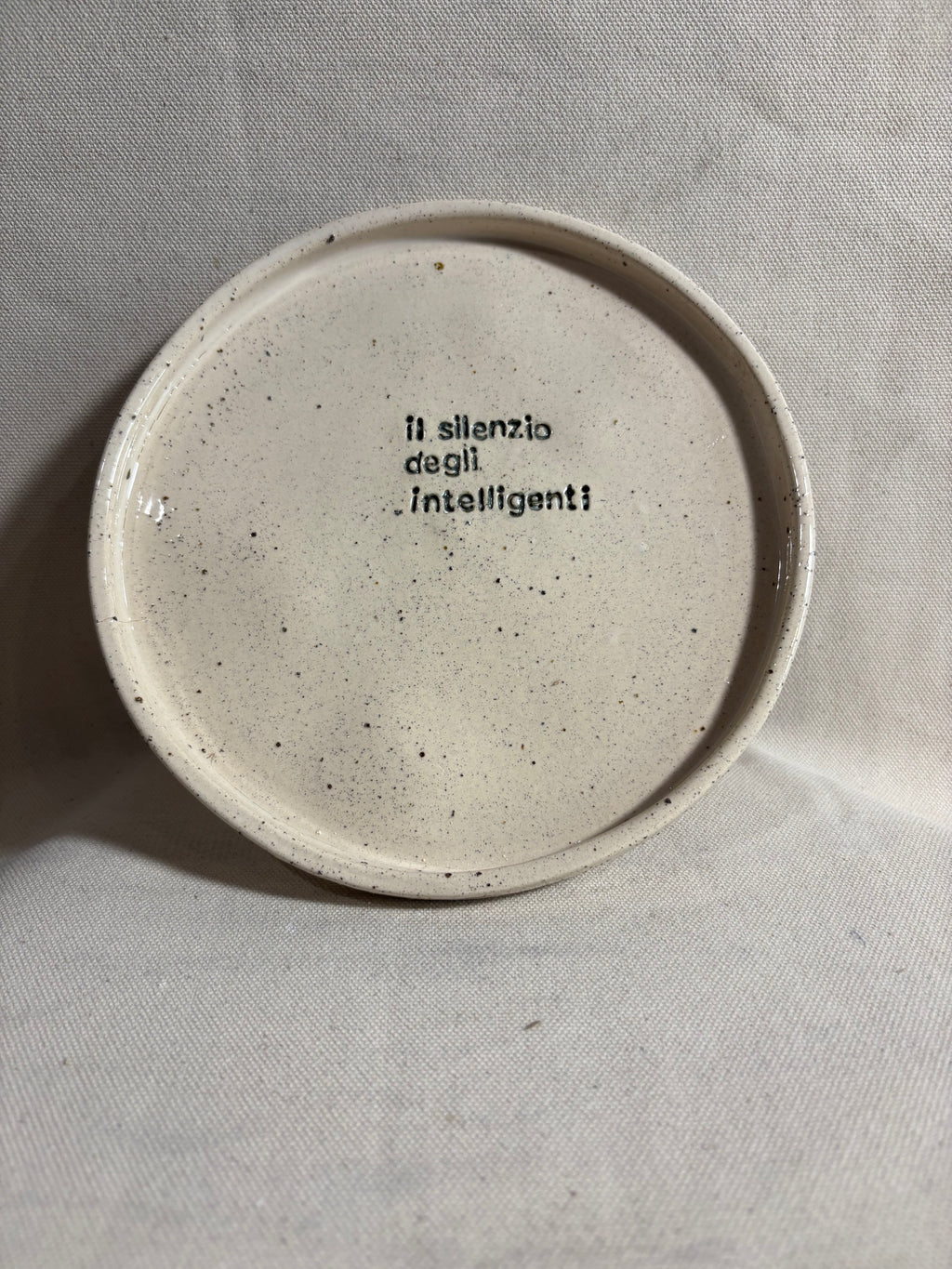 Piattino "Il Silenzio Degli Intelligenti"