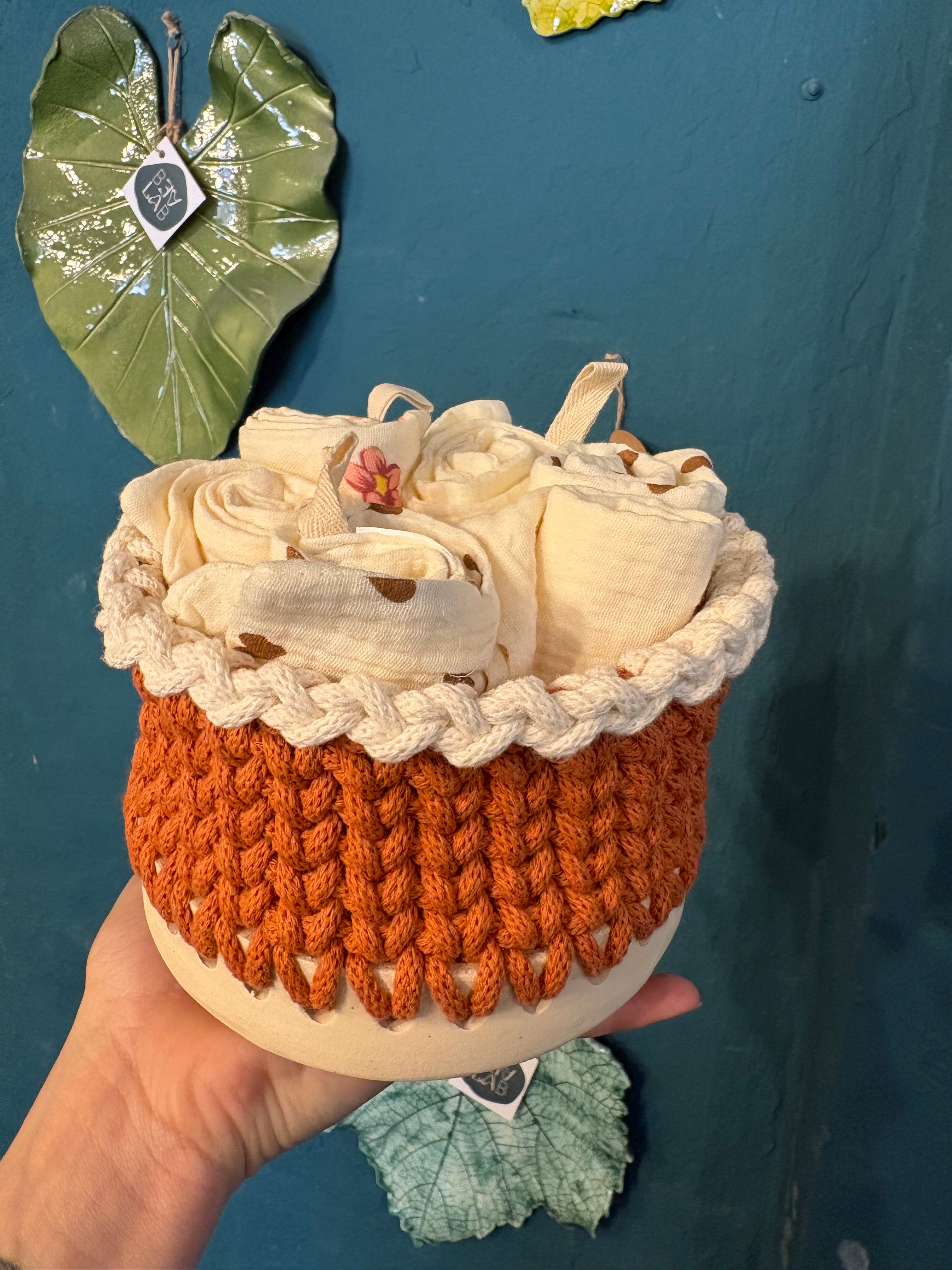 Cestino uncinetto arancione
