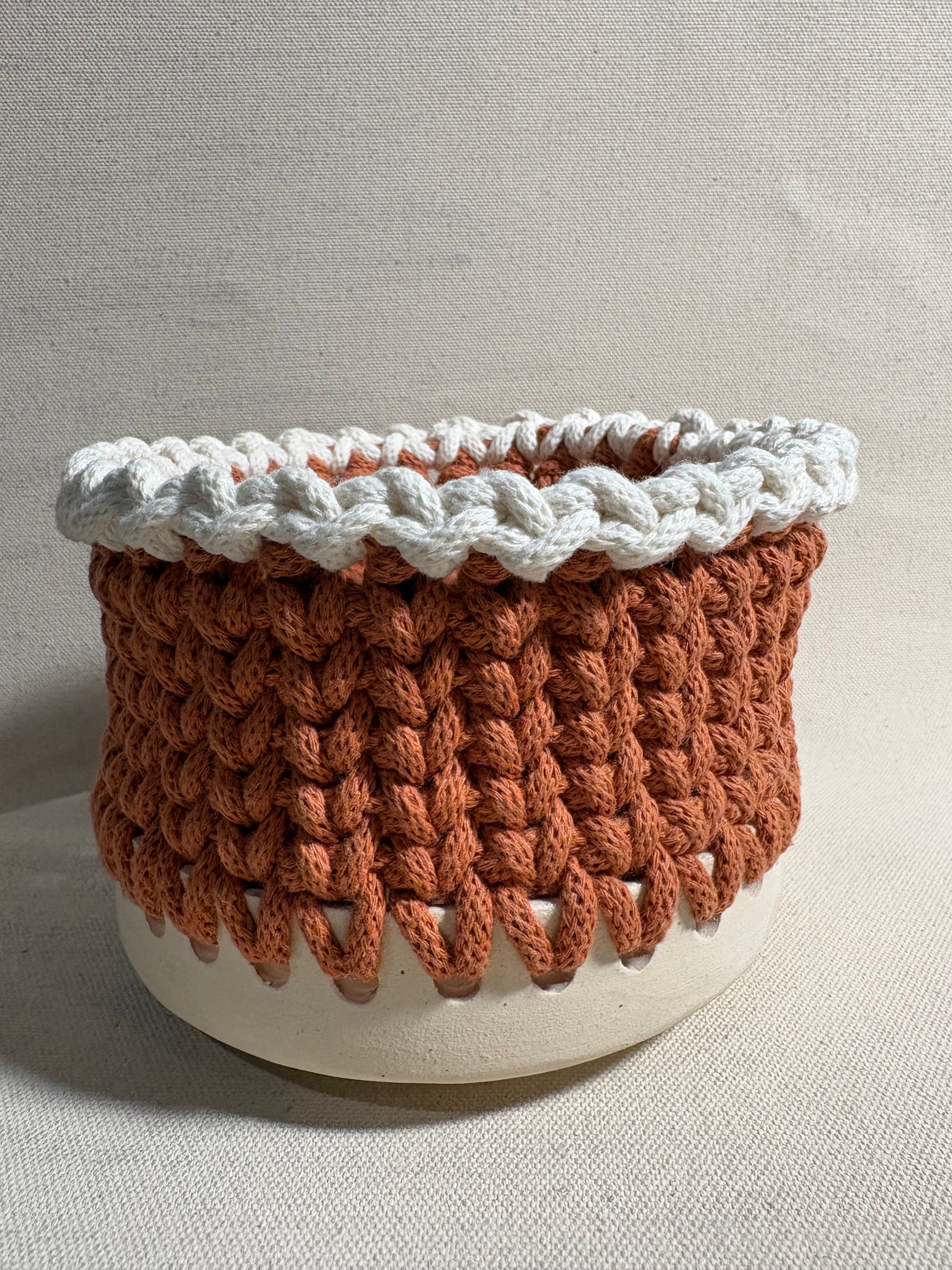 Cestino uncinetto arancione